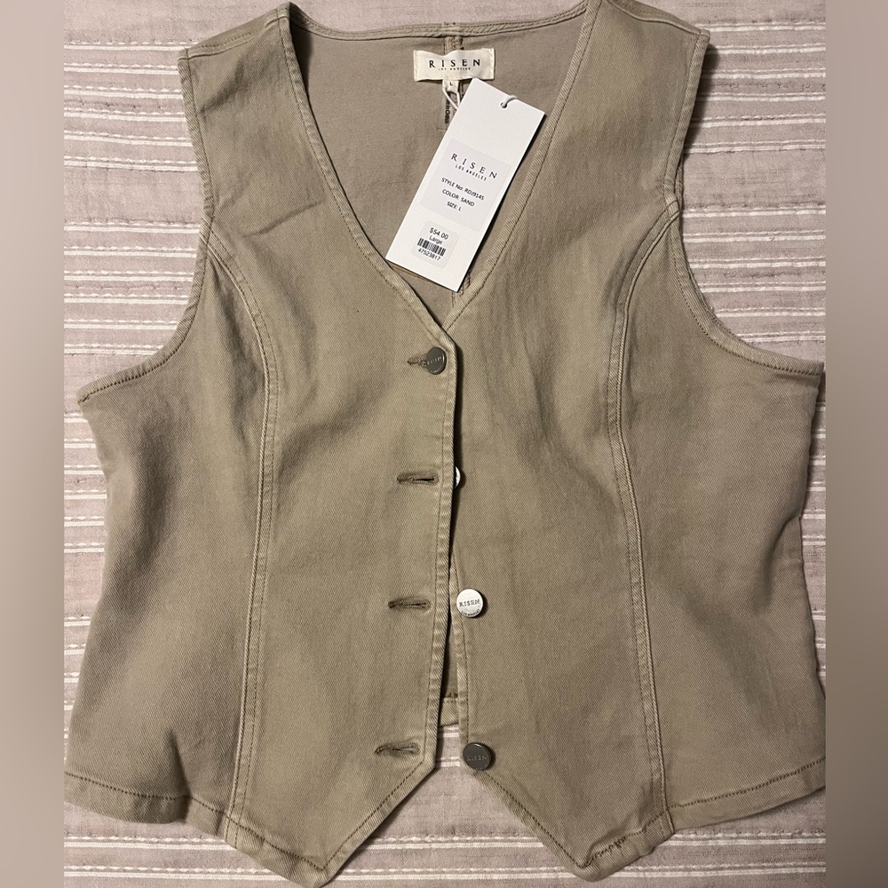 Western Vest. Risen Brand. Size L. TTS. Great stretch.